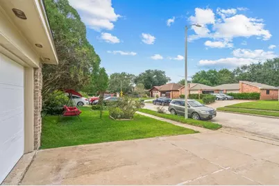 19511 Westhaven Drive, Houston, TX 77084 - Photo 5