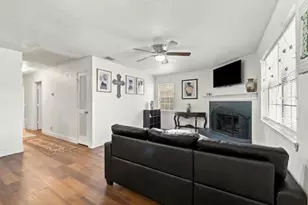 13027 Mitchell Dr, Balch Springs, TX 75180 - Photo 3