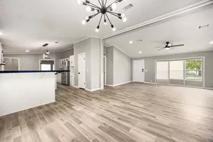 14262 Shadow Bay Dr, Willis, TX 77318 - Photo 3