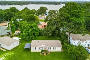 14262 Shadow Bay Dr, Willis, TX 77318 - Photo 21