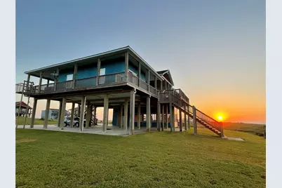 1432 County Road 230, Sargent, TX 77414 - Photo 3