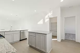 602 Amber Fls Dr, Montgomery, TX 77356 - Photo 19