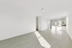 602 Amber Fls Dr, Montgomery, TX 77356 - Photo 11