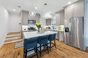 3404 Castor St, Houston, TX 77022 - Photo 9