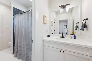 3404 Castor St, Houston, TX 77022 - Photo 21