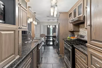 104 Dogwood Street, Lake Jackson, TX 77566 - Photo 5