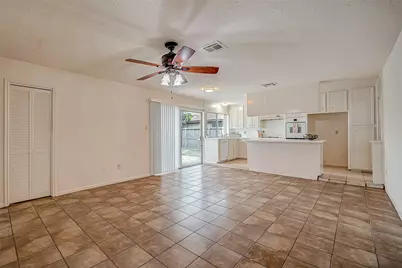 10607 Silkwood Drive, Houston, TX 77031 - Photo 15