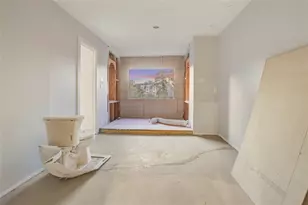 8800 Woodway Dr, Houston, TX 77063 - Photo 31