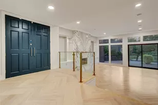 8800 Woodway Dr, Houston, TX 77063 - Photo 3