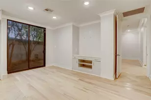 8800 Woodway Dr, Houston, TX 77063 - Photo 19