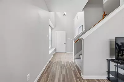 71 Summerhaze Circle, The Woodlands, TX 77382 - Photo 3