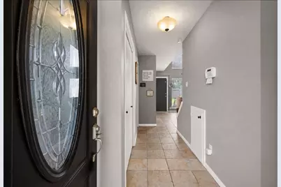 1809 20th Avenue N, Texas City, TX 77590 - Photo 5