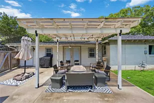 6131 Dumfries Dr, Houston, TX 77096 - Photo 25