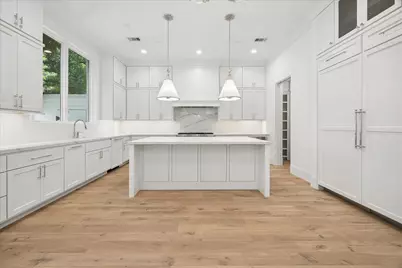 3 Wentworth Green Way, Houston, TX 77027 - Photo 41