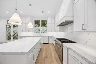 3 Wentworth Green Way, Houston, TX 77027 - Photo 43