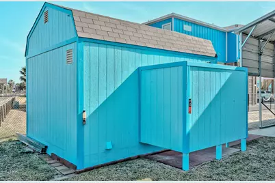 1765 Croaker Lane, Crystal Beach, TX 77650 - Photo 11