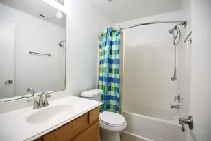 1008 Andrews St, Houston, TX 77019 - Photo 9