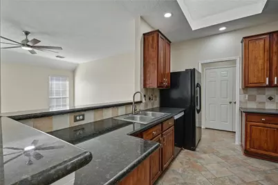 102 Crimson Bay Drive, League City, TX 77573 - Photo 15