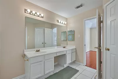 102 Crimson Bay Drive, League City, TX 77573 - Photo 25