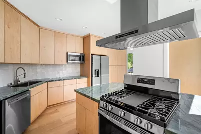 4429 Woodside Street #A, Houston, TX 77023 - Photo 19