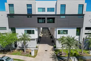 5919 E Post Oak Ln, Houston, TX 77055 - Photo 49
