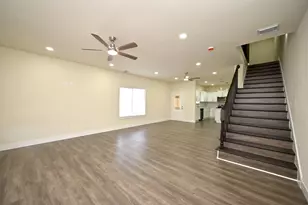 8027 Virgil St, Houston, TX 77088 - Photo 7