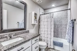 2001 Vineyard Pass, Brenham, TX 77833 - Photo 15