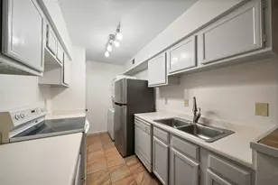 1601 S Shepherd Dr, Houston, TX 77019 - Photo 9
