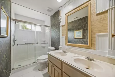 1019 Quiet Glen Court, Sugar Land, TX 77479 - Photo 15