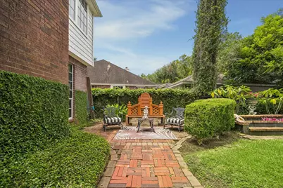 1019 Quiet Glen Court, Sugar Land, TX 77479 - Photo 27