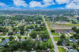 303 S Utah St, La Porte, TX 77571 - Photo 43