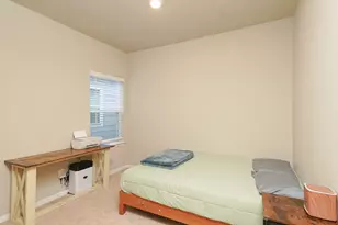 9256 Sea Gdn St, Houston, TX 77034 - Photo 9