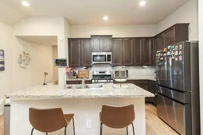 9256 Sea Garden Street, Houston, TX 77034 - Photo 7