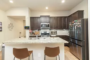 9256 Sea Gdn St, Houston, TX 77034 - Photo 7