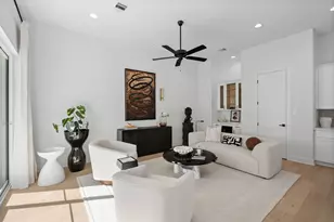 8705 Ojeman Villas Dr, Houston, TX 77055 - Photo 23