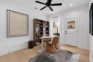 8705 Ojeman Villas Dr, Houston, TX 77055 - Photo 9