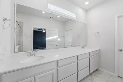 5507 Cuerta Street, Houston, TX 77023 - Photo 13