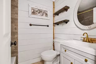 510 Brandywyne Dr, Friendswood, TX 77546 - Photo 9