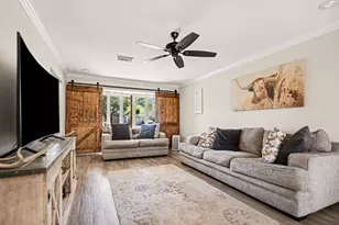 510 Brandywyne Dr, Friendswood, TX 77546 - Photo 3