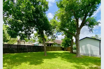 810 Avenue D, South Houston, TX 77587 - Photo 47