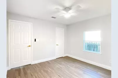 810 Avenue D, South Houston, TX 77587 - Photo 21