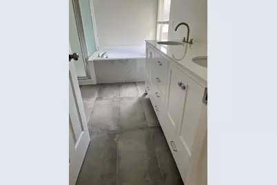 2118 Laurel Oaks Drive, Houston, TX 77014 - Photo 11