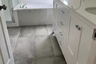 2118 Laurel Oaks Dr, Houston, TX 77014 - Photo 11