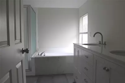 2118 Laurel Oaks Drive, Houston, TX 77014 - Photo 13