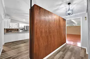 10226 Carlow Ln, La Porte, TX 77571 - Photo 3