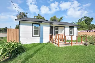 801 Mabel St, Richmond, TX 77469 - Photo 1