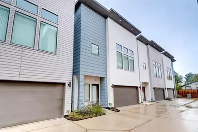 418 Drennan, Houston, TX 77003 - Photo 1