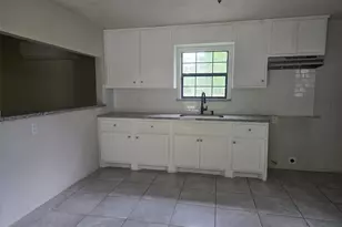 19639 Maple Ln, New Caney, TX 77357 - Photo 5