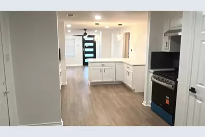 7909 Hoffman Street, Houston, TX 77016 - Photo 9