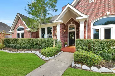 2211 Summer Reef Drive, League City, TX 77573 - Photo 3